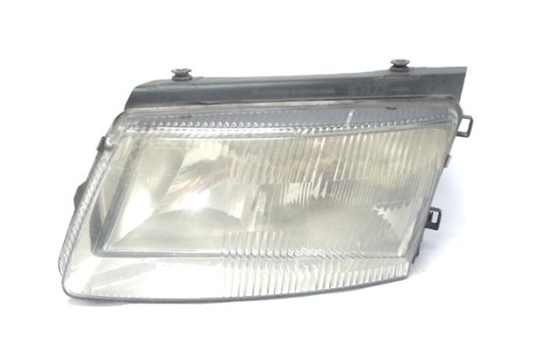 Recambio de faro delantero izquierdo para volkswagen passat berlina (3b2) referencia OEM IAM 3B0941017Q  