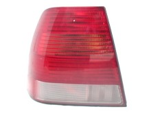 Recambio de piloto trasero izquierdo para volkswagen bora berlina (1j2) referencia OEM IAM 1J5945095AA 1J5945111AA 