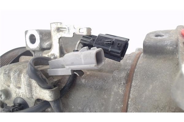 Recambio de compresor aire acond. para renault scenic iii (jz) 1.2 grand expression referencia OEM IAM 926004EB0A  