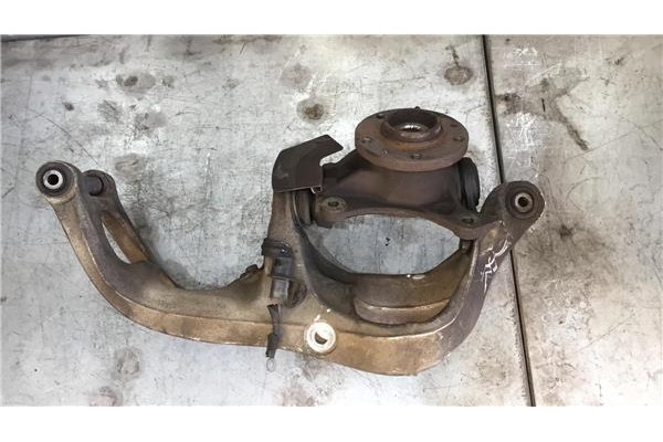 Recambio de buje delantero izquierdo para peugeot 407 1.6 st confort referencia OEM IAM   