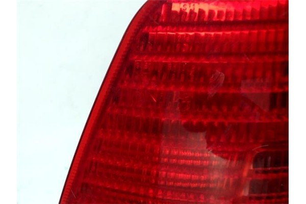 Recambio de piloto trasero izquierdo para volkswagen bora berlina (1j2) referencia OEM IAM 1J5945095AC 1J5945111AC 