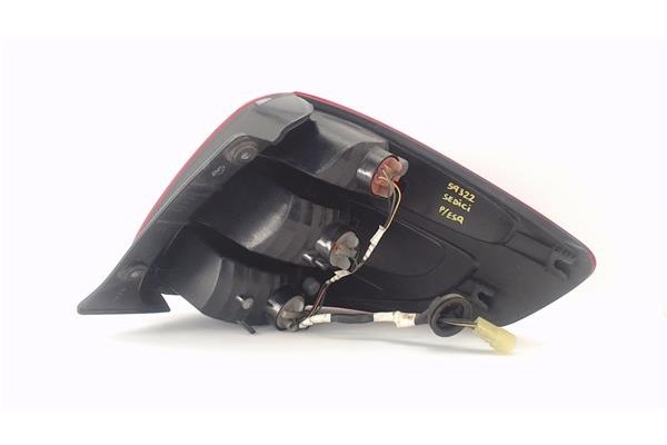 Recambio de piloto trasero izquierdo para fiat sedici (189) 1.9 jtd 8v 120 emotion referencia OEM IAM 71742462  