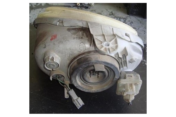 Recambio de faro delantero dcho para daewoo matiz 0.8 referencia OEM IAM 96507856  