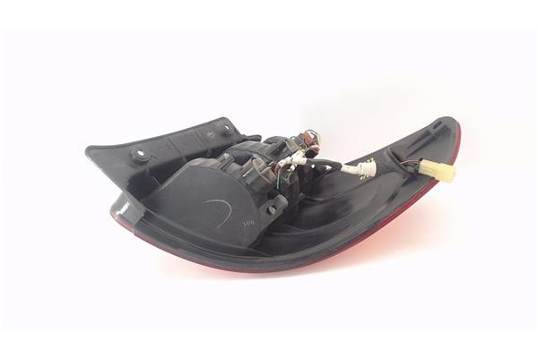 Recambio de piloto trasero izquierdo para fiat sedici (189) 1.9 jtd 8v 120 emotion referencia OEM IAM 71742462  