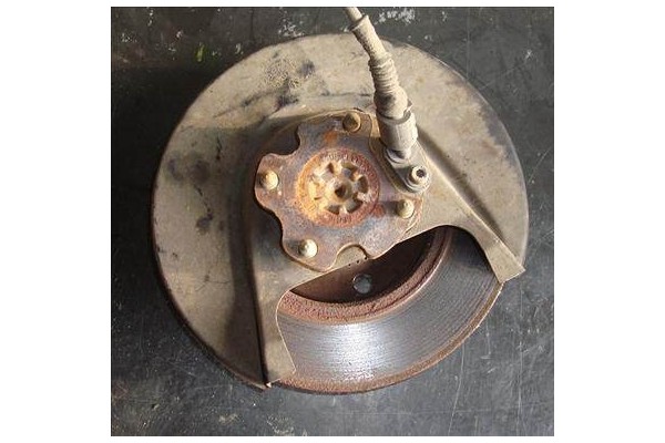Recambio de mangueta trasero derecha para volkswagen golf iv berlina (1j1) 1.9 tdi referencia OEM IAM 1J0501117B  