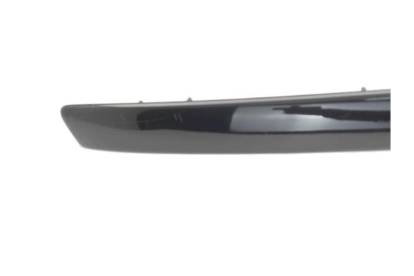 Recambio de moldura porton trasero para saab 9-3 berlina 1.9 tid referencia OEM IAM 12786790  