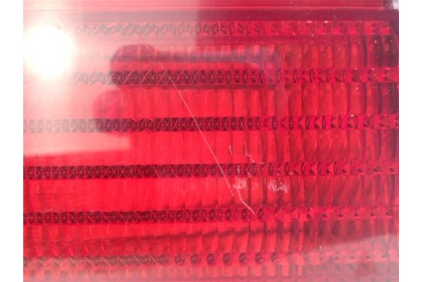 Recambio de piloto trasero izquierdo para volkswagen bora berlina (1j2) referencia OEM IAM 1J5945095AA 1J5945111AA 