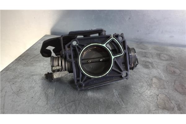 Recambio de caja mariposa aire para ford focus sedán (dfw) 1.6 16v referencia OEM IAM XS4U9E927  