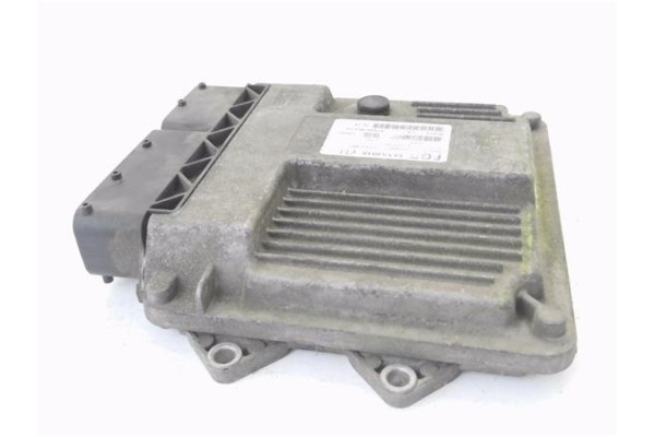 Recambio de centralita para opel combo furgón/ranchera familiar 1.3 cdti 16v referencia OEM IAM 55194018YU 7160006204 