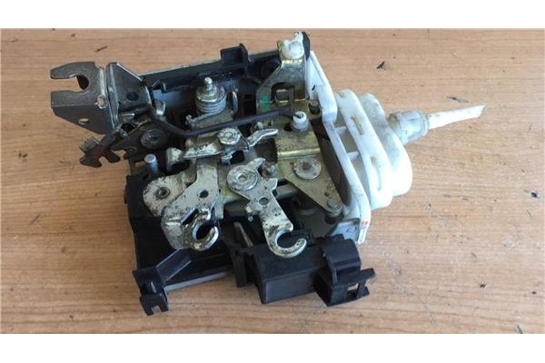 Recambio de cierre electromagnetico delantero izquierdo para audi a4 berlina (8e)(2000) 1.8 t [1,8 ltr. - 120 kw 20v turbo] refe