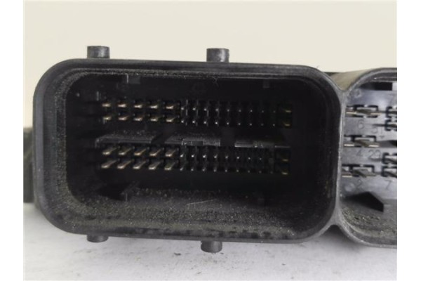 Recambio de centralita para opel combo furgón/ranchera familiar 1.3 cdti 16v referencia OEM IAM 55194018YU 7160006204 