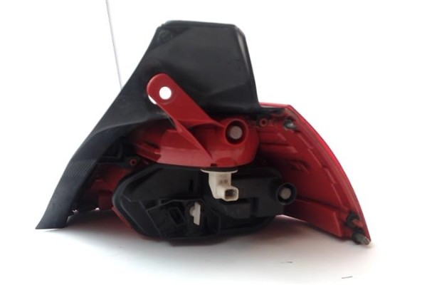 Recambio de piloto trasero izquierdo para renault megane ii (bm0/1_, cm0/1_) 1.5 dci referencia OEM IAM 8200413214 89038181 