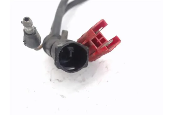 Recambio de cierre electromagnetico trasero derecho para ford sierra fastback (gbc) 2.3 referencia OEM IAM 6141067  