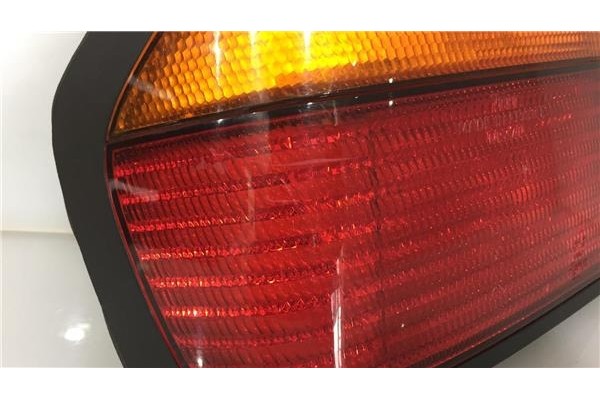 Recambio de piloto trasero izquierdo para nissan primera berl./familiar (p10/w10)(1989) 2.0 16v referencia OEM IAM   