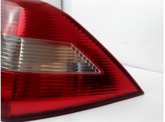 Recambio de piloto trasero derecho para renault megane ii sedán (lm0/1_) 1.5 dci referencia OEM IAM 8200142681  