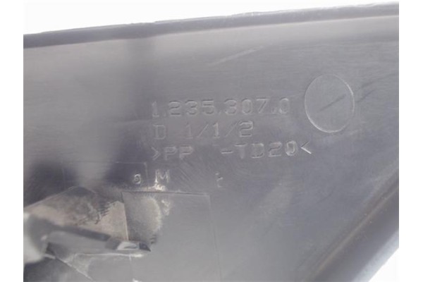 Recambio de retrovisor electrico derecho para renault megane ii berlina 3p referencia OEM IAM 12353070  