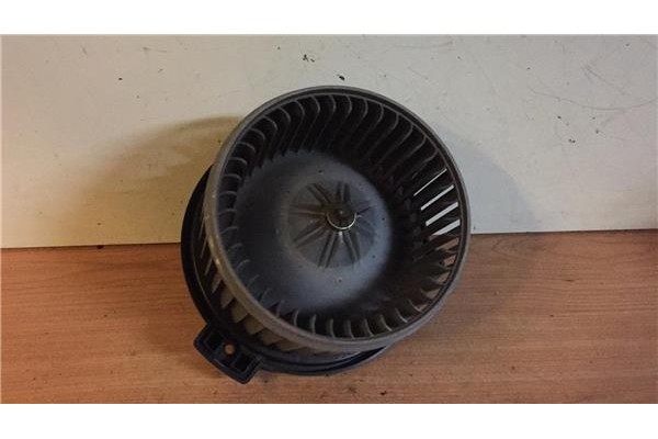 Recambio de motor calefaccion para toyota yaris (ncp1/nlp1/scp1) 1.0 16v (scp10_) referencia OEM IAM 19400008214C  