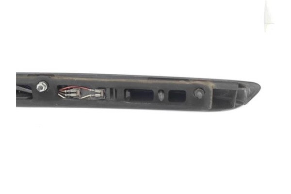 Recambio de moldura porton trasero para saab 9-3 berlina 1.9 tid referencia OEM IAM 12786790  