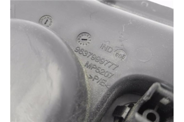 Recambio de embellecedor consola central para citroen c2 1.4 hdi referencia OEM IAM 9637999777  