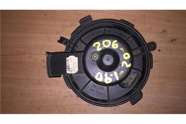 Recambio de motor calefaccion para peugeot 206 1.9 d referencia OEM IAM  6424501 