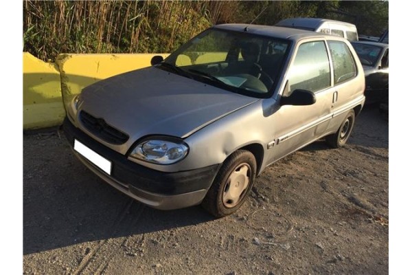 citroen saxo (1996) del año 