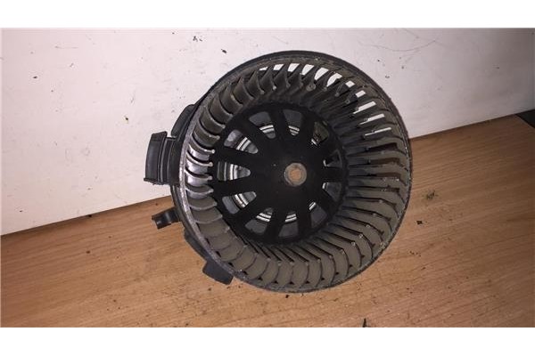 Recambio de motor calefaccion para peugeot 206 1.9 d referencia OEM IAM  6424501 