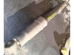 Recambio de amortiguador trasero completo para renault trafic ii furgón (fl) 1.9 dci 100 (fl0c) referencia OEM IAM 7701066495  
