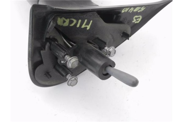 Recambio de retrovisor izquierdo para nissan micra (k12e) 1.2 16v referencia OEM IAM E13011029  