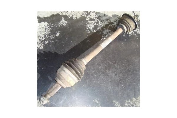 Recambio de palier delantero izquierdo para renault trafic ii furgón (fl) 1.9 dci 100 (fl0c) referencia OEM IAM 391018828R  