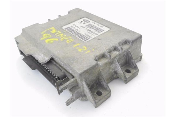 Recambio de centralita para renault twingo ii 1.2 (c063, c064) referencia OEM IAM 7700860324 IAW6R30 