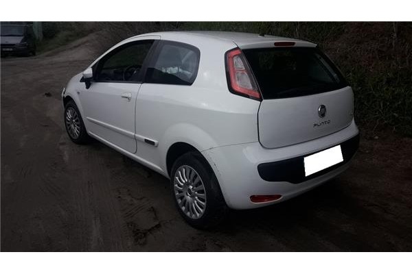 fiat iii evo punto (199) del año 2010