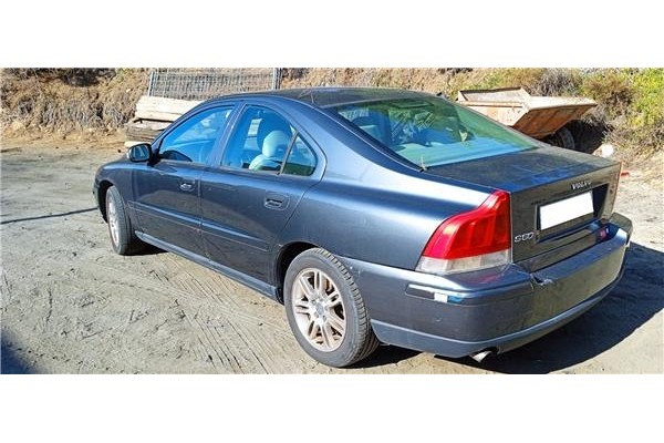volvo s60 berlina del año 2008