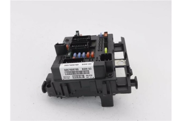 Recambio de caja fusibles/rele para peugeot 206 1.6 xs referencia OEM IAM 9657608780  
