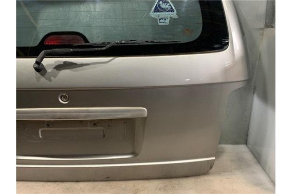 Recambio de porton trasero para kia carnival 2.9 td referencia OEM IAM K54A62020B  