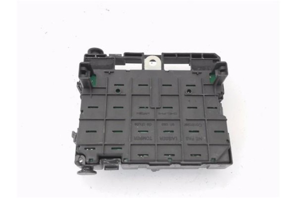 Recambio de caja fusibles/rele para peugeot 206 1.6 xs referencia OEM IAM 9657608780  
