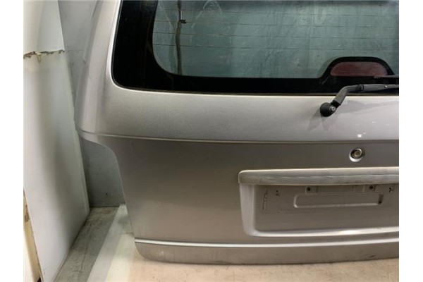 Recambio de porton trasero para kia carnival 2.9 td referencia OEM IAM K54A62020B  