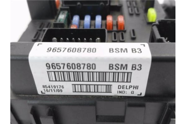 Recambio de caja fusibles/rele para peugeot 206 1.6 xs referencia OEM IAM 9657608780  