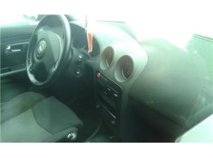 seat ibiza (6l1) del año 2002