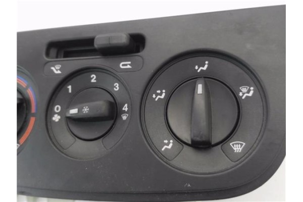 Recambio de mandos calefaccion / a.a. para peugeot bipper 1.4 básico referencia OEM IAM 6490K4 1684870780 