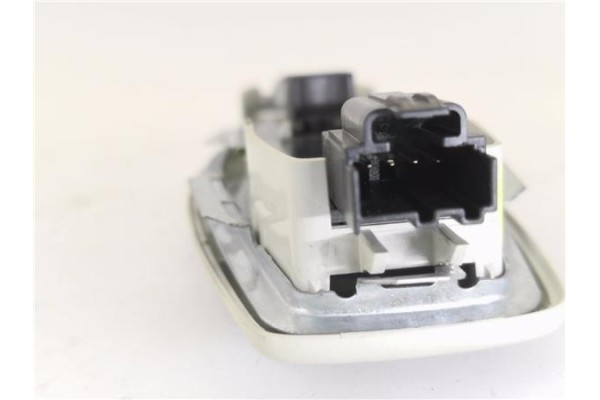 Recambio de luz trasero central techo para ford c-max (cb7) 1.0 trend referencia OEM IAM 8M5113776FC  