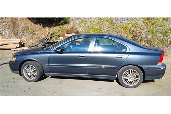 volvo s60 berlina del año 2008