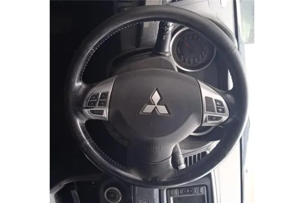 Recambio de volante para mitsubishi lancer berlina/ familiar (cs0a/w) vii 2.0 di-d referencia OEM IAM 4400A237XA  