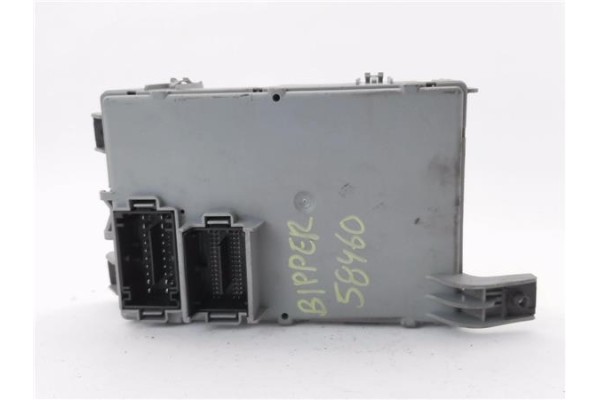 Recambio de caja fusibles/rele para peugeot bipper 1.4 básico referencia OEM IAM 1368890080  
