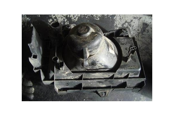 Recambio de faro delantero izquierdo para peugeot expert furgón (222) 1.9 td referencia OEM IAM 6204AL  