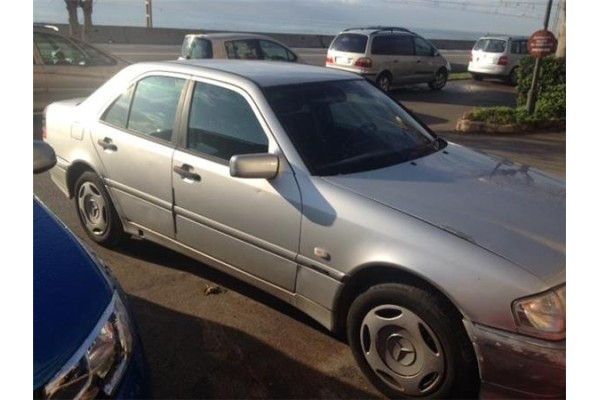 mercedes-benz clase c (bm 202) berlina del año 2000