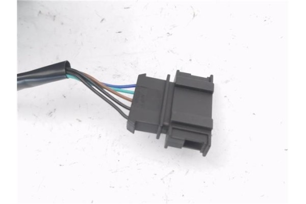 Recambio de retrovisor electrico derecho para skoda octavia berlina (1u2) 1.6 glx (74kw) referencia OEM IAM E9010137  