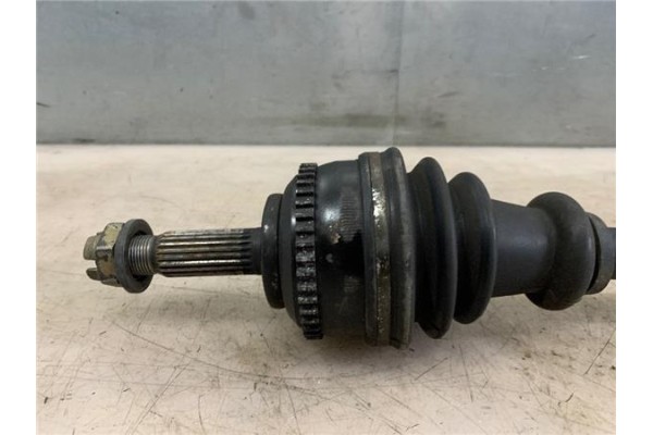 Recambio de palier delantero izquierdo para renault kangoo i (f/kc0) 1.2 (kc0a, kc0k, kc0f, kc01) referencia OEM IAM 8200571876 