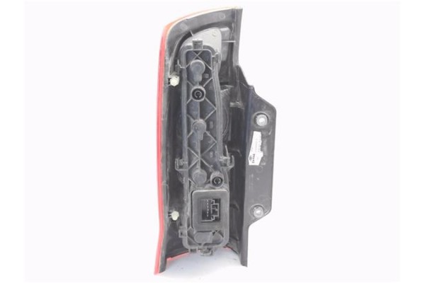 Recambio de piloto trasero derecho para peugeot bipper 1.4 básico referencia OEM IAM 01353205080E  