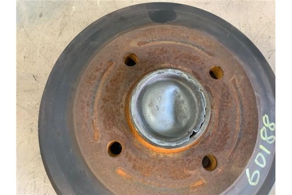 Recambio de disco freno trasero derecho para citroen c3 1.1 i referencia OEM IAM 4211A8  
