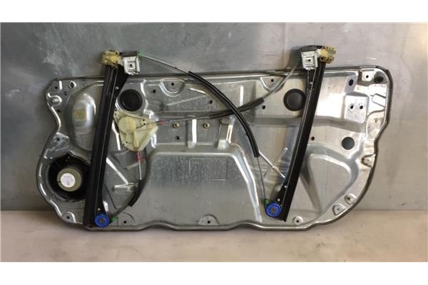 Recambio de elevalunas electrico izquierdo para volkswagen polo (9n1)(2001) 1.2 12v referencia OEM IAM 6Q3837401S  